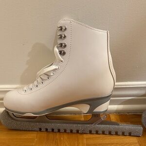 Classic White Women's Ice Skates